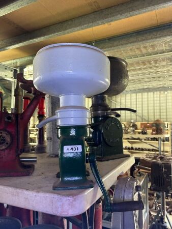 Cream separator - unbranded