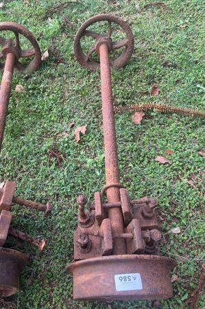 Carriage wheels/axle (CHOICE 582 - 586)