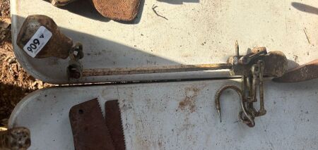 Steelyard scales