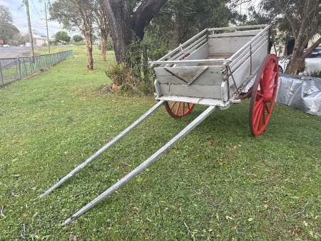 Vintage wagon made by C Cizolski (Yarraman) 1932