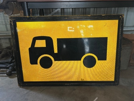 Truck warning sign