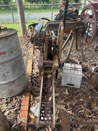 Hand cranked corn cracker for restoration