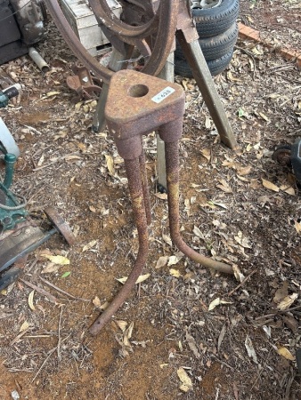 Forge stand