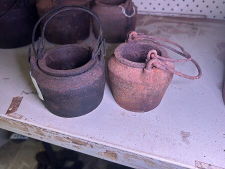 2x small glue pots