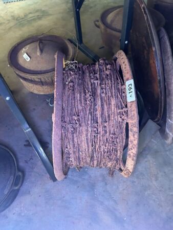 Roll of engineers measuring chain