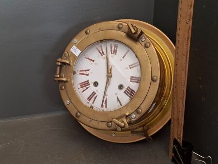 Metal Mariner Port Hole Clock with Key