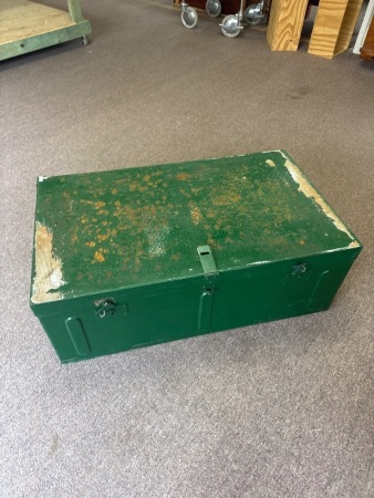 Green Metal Army Storage Box - app 870 x 520 x 320