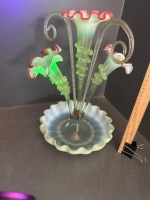 Victorian Uranium Glass Epergne - 4