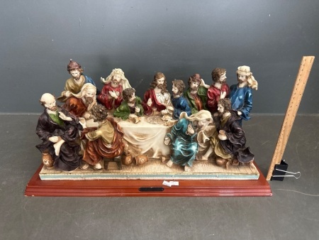 Hotlit Gifts Resin Depiction of The Last Supper