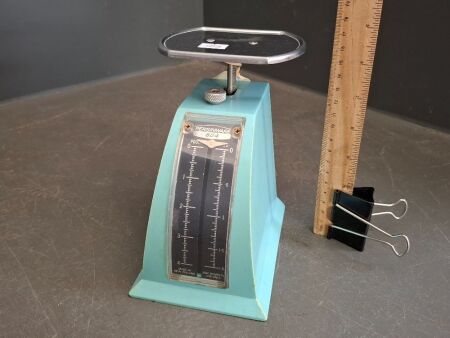 Mid Century Modern Persinware 804 Kitchen Scales - Made in New Zealand