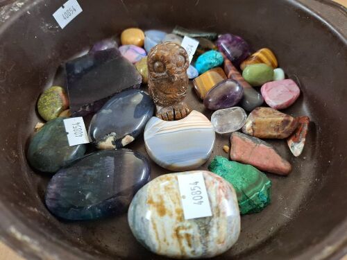 Asst of Polished Gemstones & Crystals