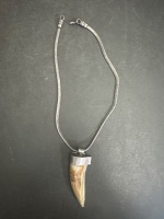 Stirling Silver Necklace with possibly Tiger Claw app 61g - 2