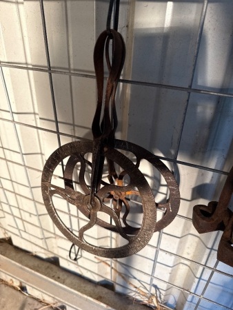 2x Vintage Wheel Travellers - for making wagon wheels