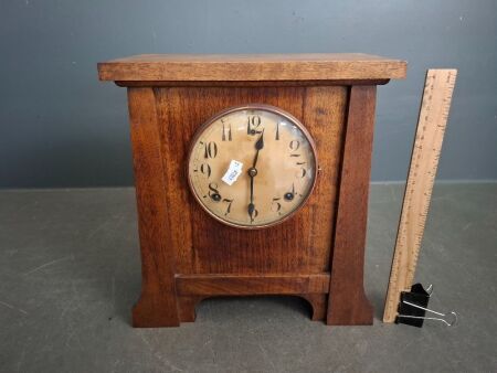 Antique William L. Gilbert Parlour Mantel Clock with key