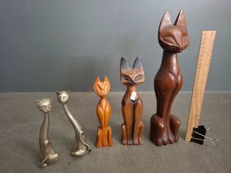 Selection of Various Vintage Cat Figurines