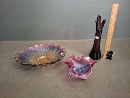 Murano Style Bowl, Ash Tray And Vase
