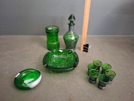 Green Glass Mid Century Decorator Lot