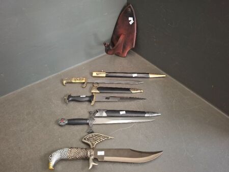 4 Swords and Daggers (3 in Sheaths) - Incs Display Stand