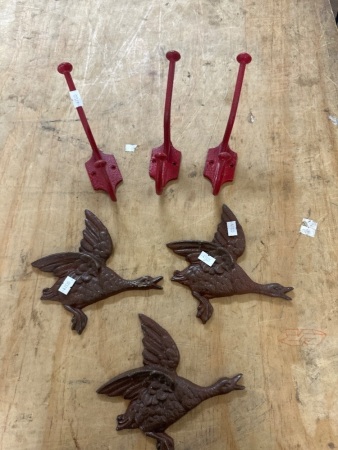 3 Cast Iron Hooks & 3 Cast Iron Flying Ducks