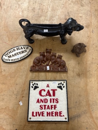 Cat & Dog Cast Iron Decor