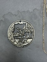 1 Tahitian Black Pearl Gold Necklace, Stamped Italy 375 - 1 9ct Gold Necklace for Restoration - 1 Mid Century Princess and Emperor Scene Pendant - 4