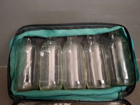 5 Vintage Glass Milk Bottles 600ml