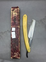 Pearduck special no 1 yellow handle cut throat razor iob