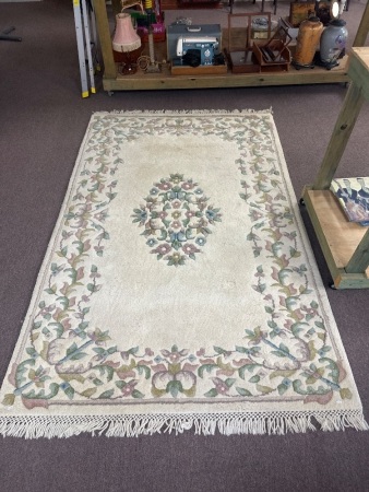Hand Woven Woollen Rug