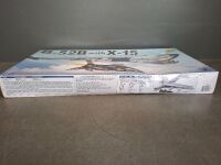 Model B-52B with X-15 Experimental Aircraft - Scale 1:72 - 2