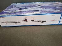 The Trumpeter TU-160 Blackjack Bomber 1:72 as new in box - 4