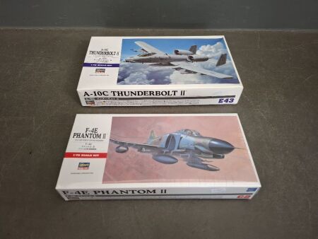 2 x Model Hobby Kits Aircrafts - Scale 1:72