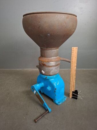 Vintage Blue Lister Cream Separator