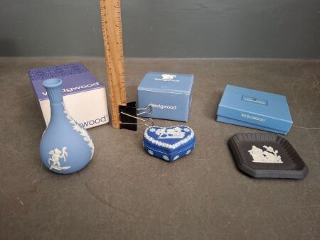 Wedgwood Jasperware BlueTrinket Box, Portland Blue Vase & White on Black Tray