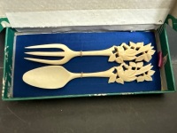2 x Asian Ivory Pieces- figurine, spoon and fork - 4