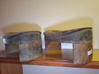 2 x Top Hat Blocks
