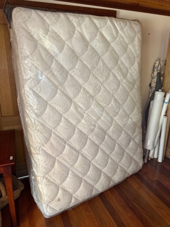 EZICARE Double bed mattress - as new