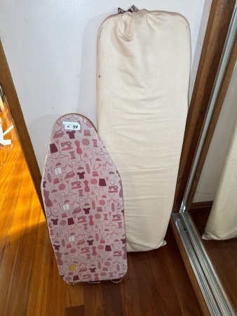 2x tabletop ironing boards