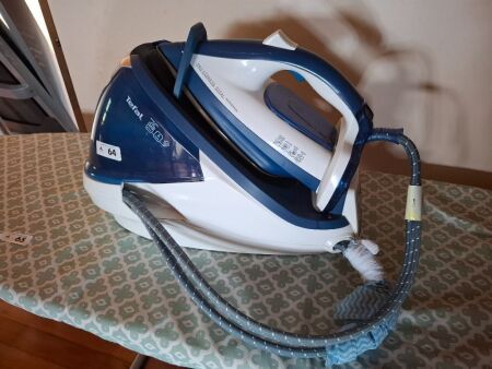 Tefal Pro Express Steam Iron