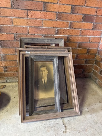 Selection of picture frames