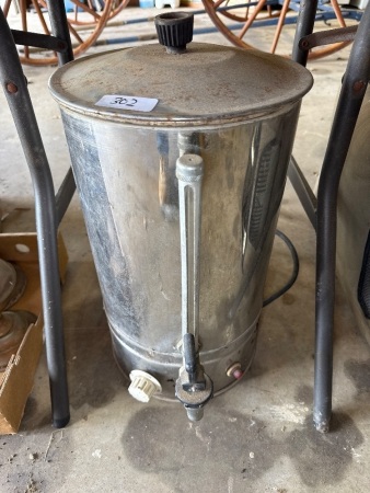 Stainless steel electric urn