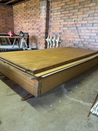 Large qty of sheeting