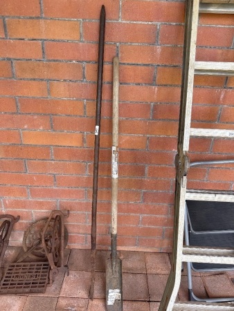 Trench Digger & Bar