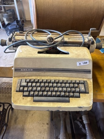 Mid century Electric 21 D Type Writer