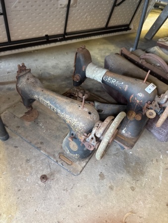 2 vintage Singer Sewing machines