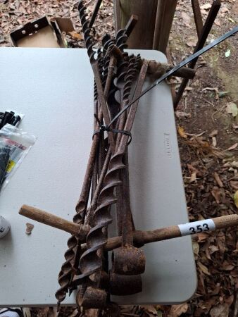 Hand Cranked Drill Bits