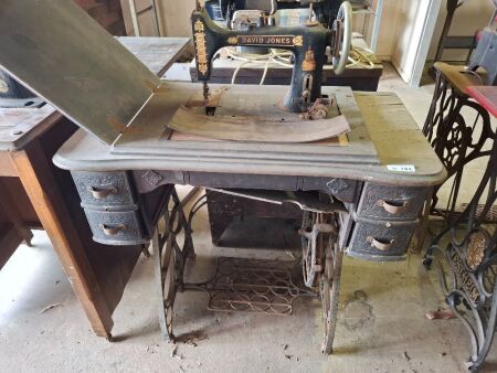 David Jones Sewing Machine