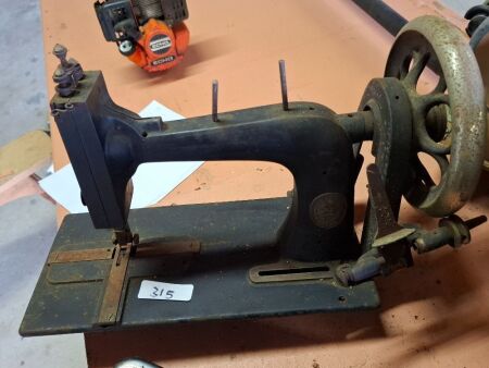 Wertheim Francfort Sewing Machine