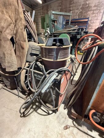 JIC Mig-Mag 300 mig welder with spare wire