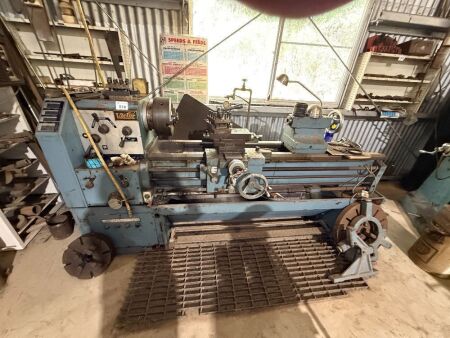 Victor 500 x 1500 metal lathe - 3-phase + accessories