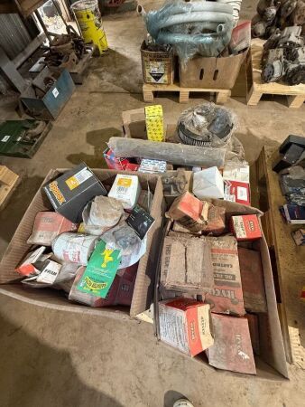 Pallet of air/oil/fuel filters